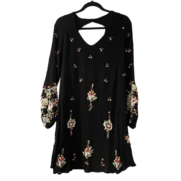 Free People Dresses & Skirts - Free People Oxford Floral Embroidered Multicolor Black Dress